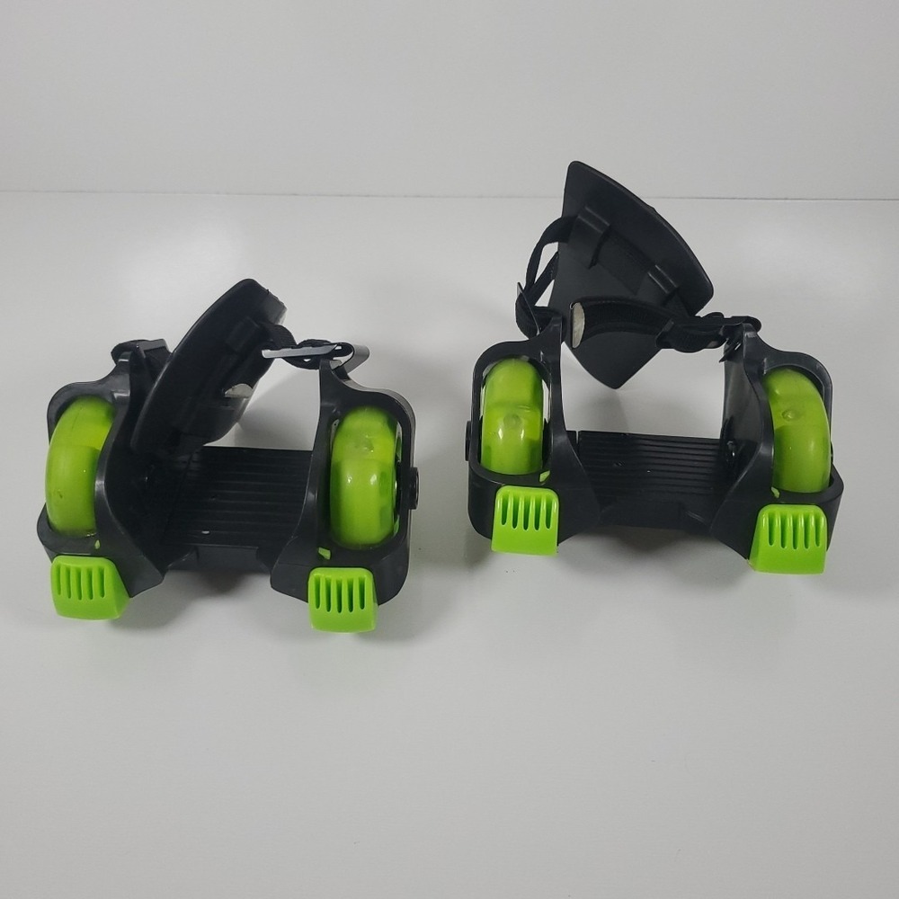 Madd Gear Rollers Light-Up Heel Skates Black and Green
